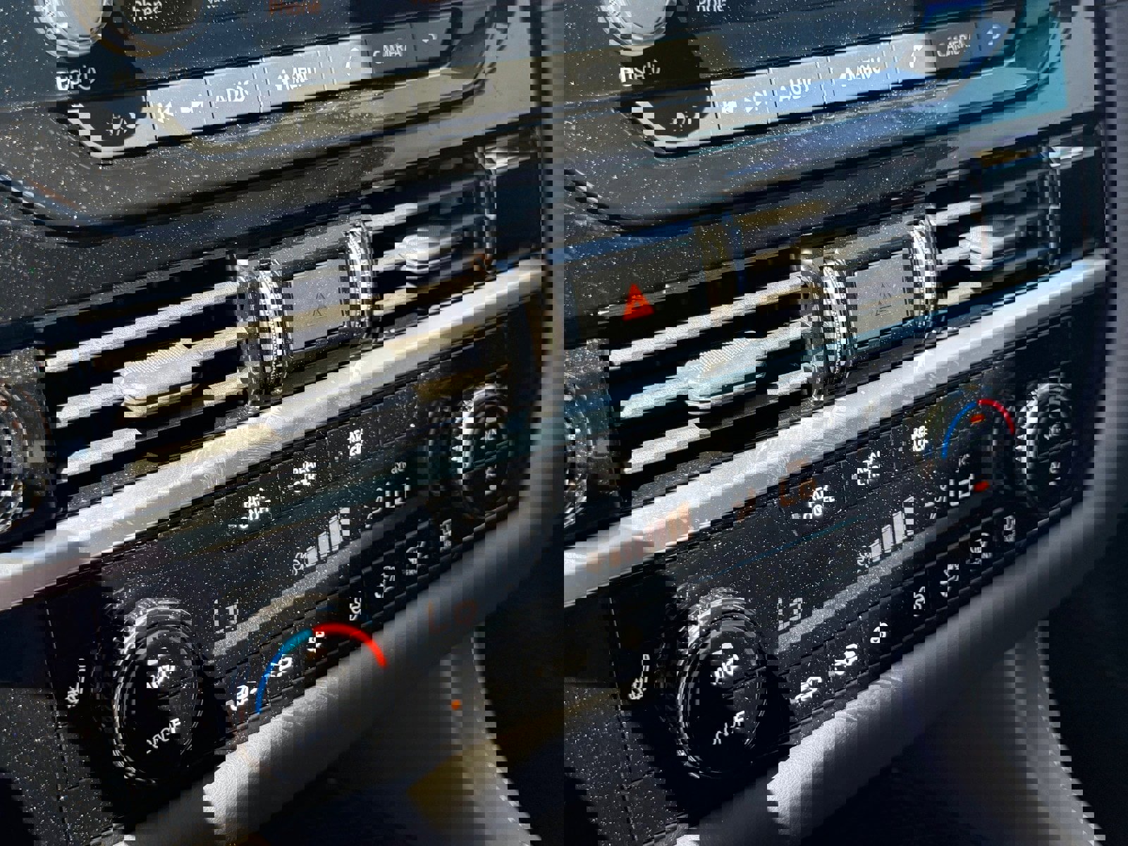 New 2025 Nissan Pathfinder SV w/ Cargo Package image 28