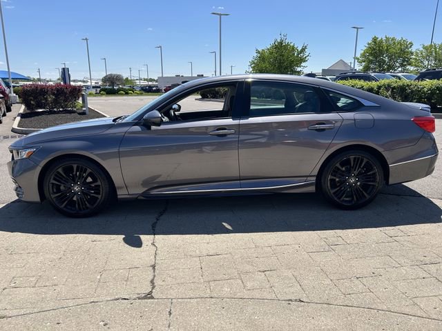 Used 2018 Honda Accord Touring image 4