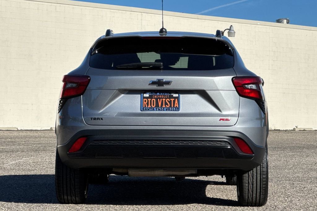 Certified 2024 Chevrolet Trax RS image 5