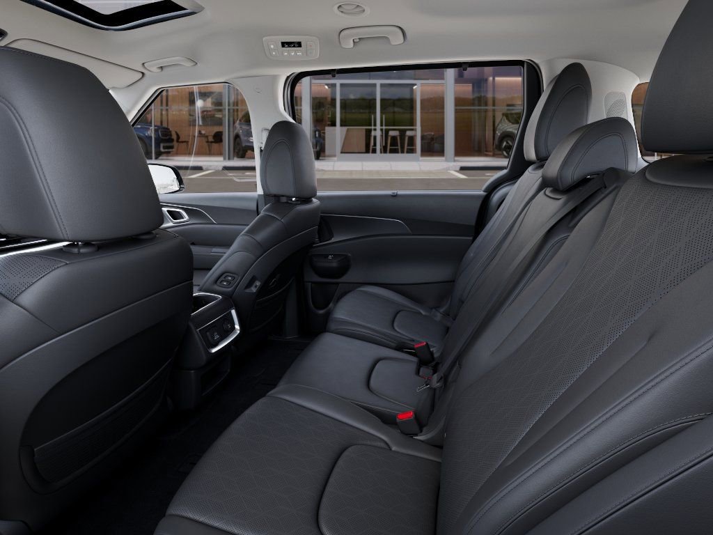 New 2026 Kia Carnival SX w/ SX Dark Edition Package image 18