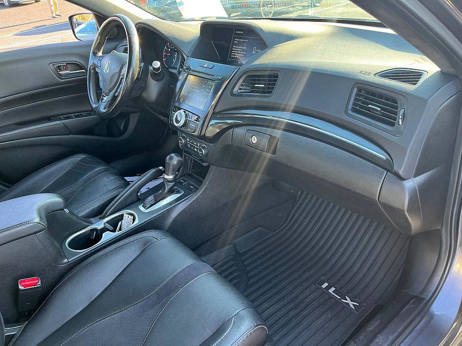 Used 2020 Acura ILX w/ Premium & A-SPEC Package image 31