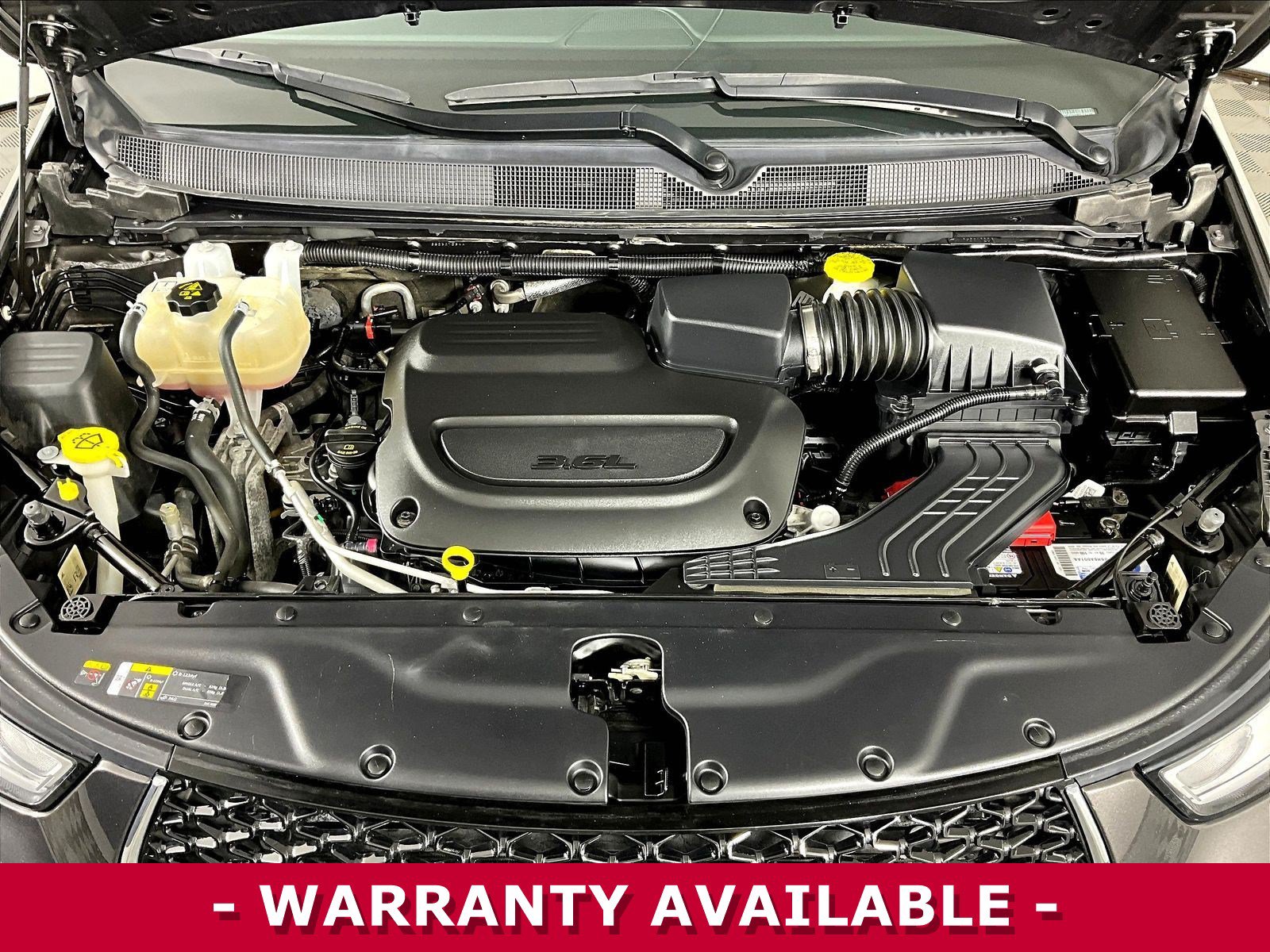 Used 2023 Chrysler Pacifica Limited FWD image 31