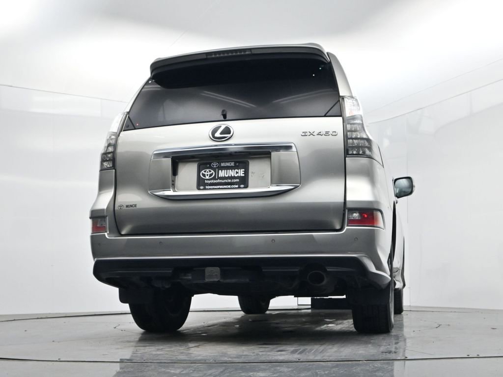 Used 2023 Lexus GX 460 Luxury w/ Sport Design Package image 51
