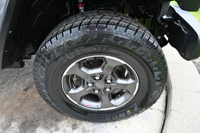 Used 2021 Jeep Gladiator Rubicon w/ Cold Weather Group AWD/4WD image 11
