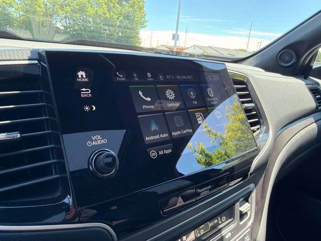 Certified 2025 Honda Passport EX-L image 31