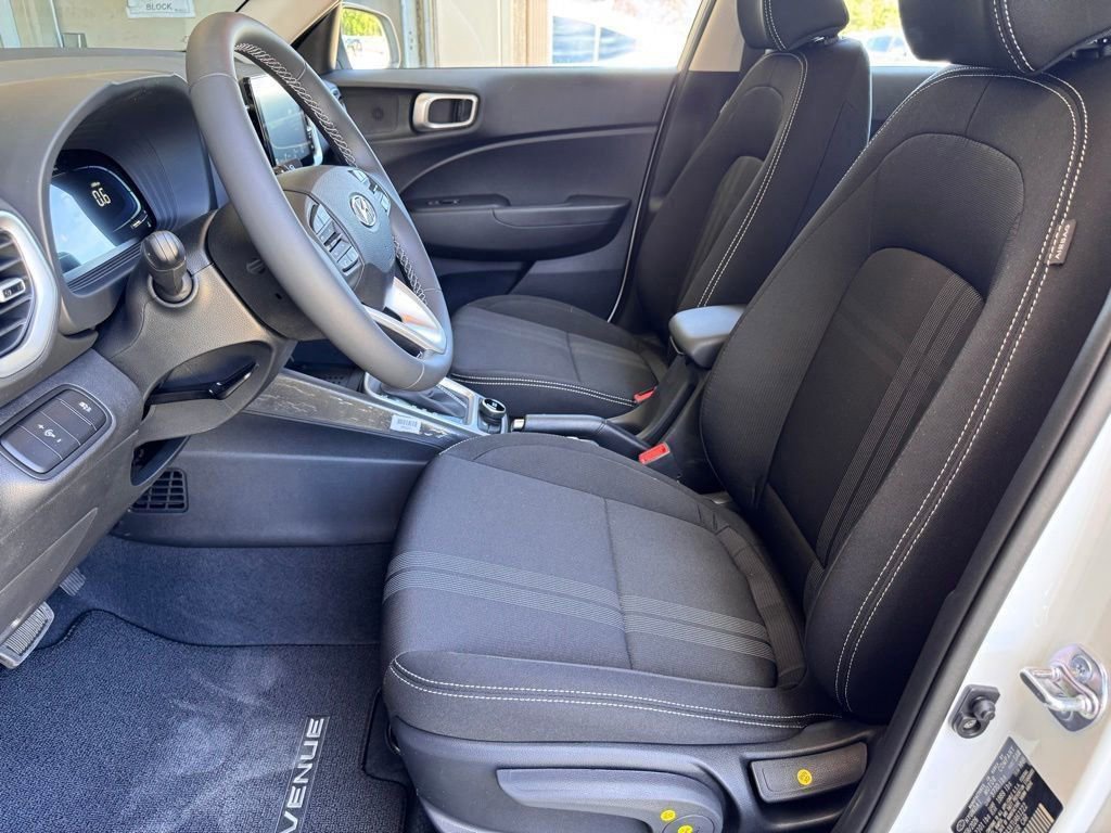 New 2026 Hyundai Venue SEL image 8