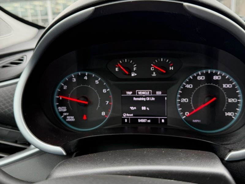 Used 2023 Chevrolet Malibu LT image 18