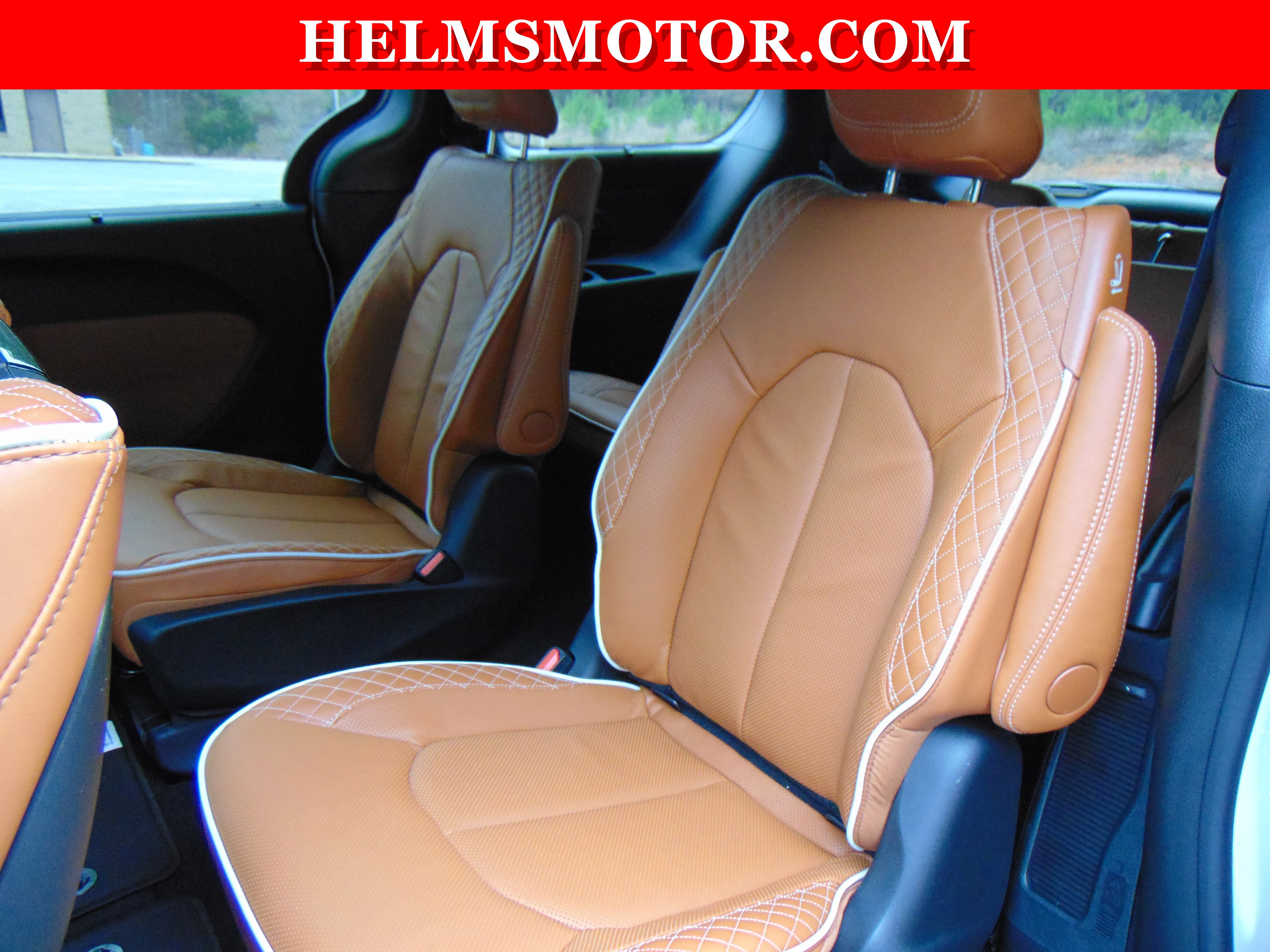 New 2026 Chrysler Pacifica Pinnacle image 42