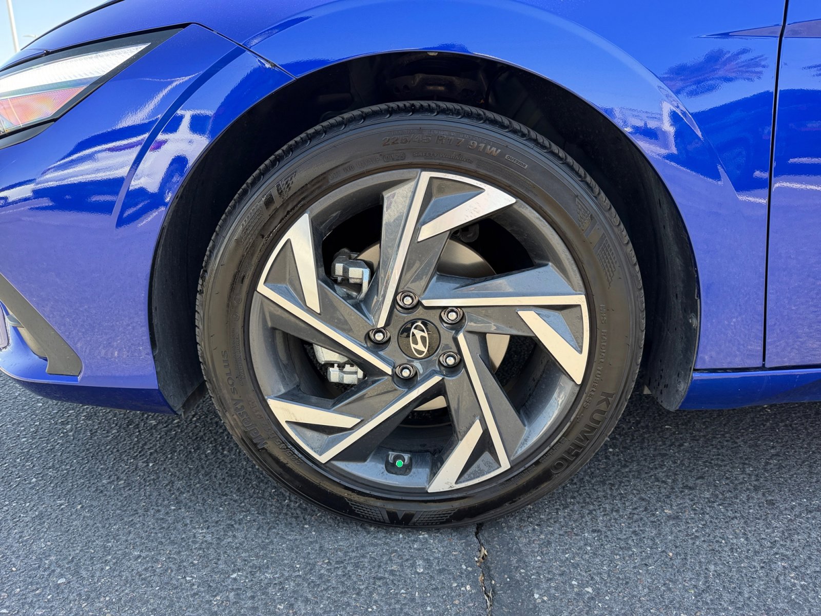 Certified 2025 Hyundai Elantra Sport FWD image 26