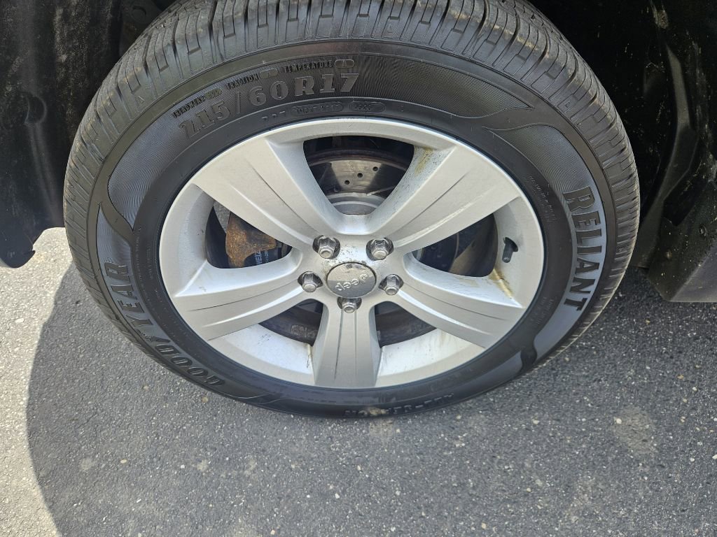 Used 2014 Jeep Patriot Latitude FWD image 22