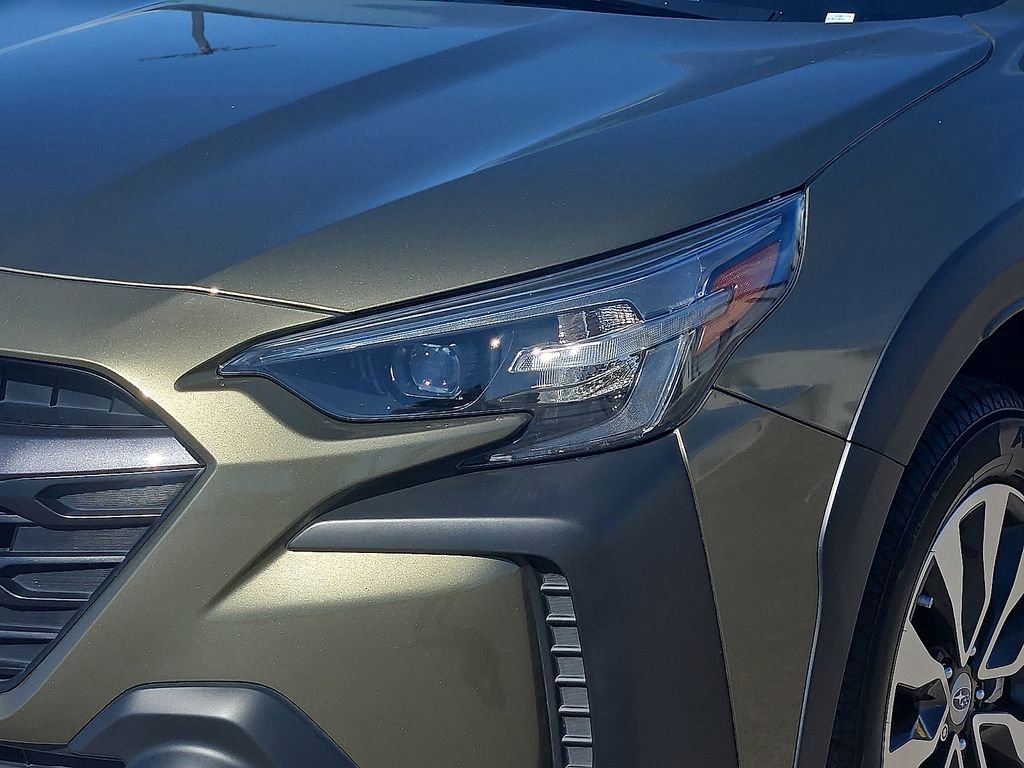 Used 2024 Subaru Outback Touring w/ Popular Package #2 image 9