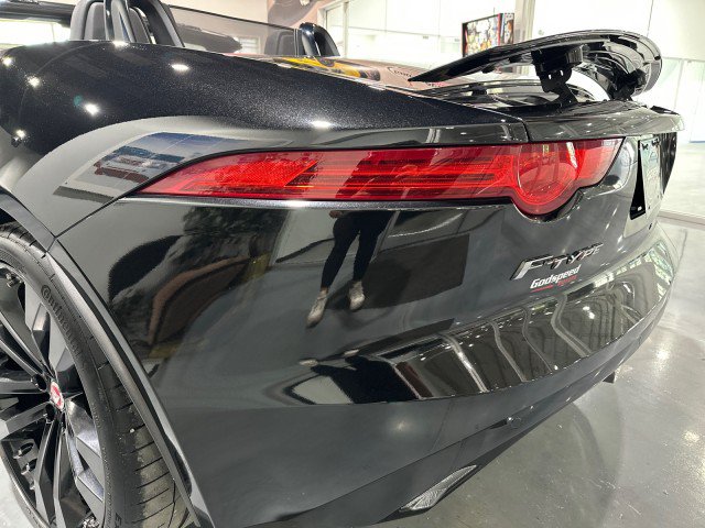 Used 2015 Jaguar F-TYPE S RWD image 34