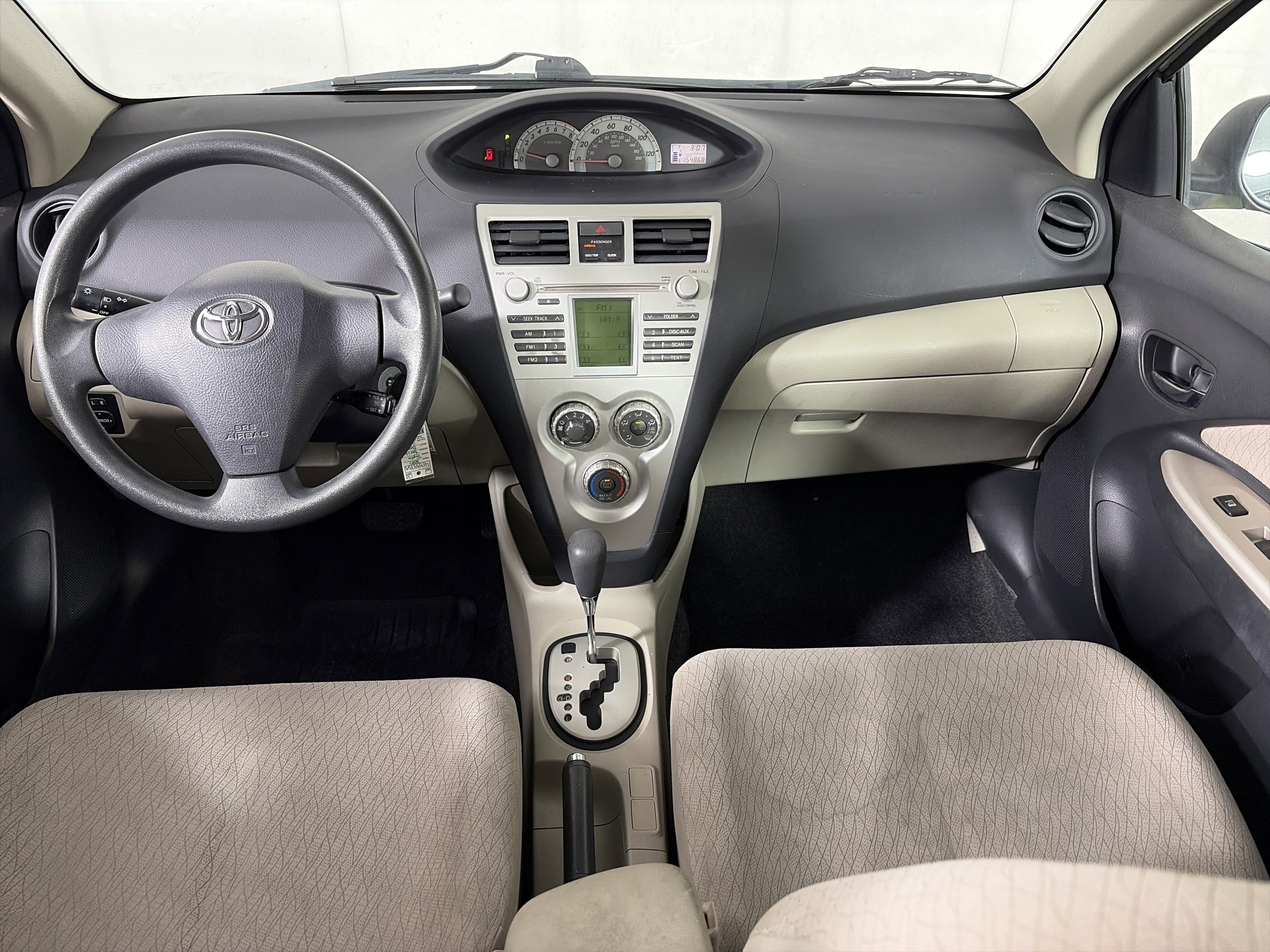Used 2007 Toyota Yaris Sedan image 4