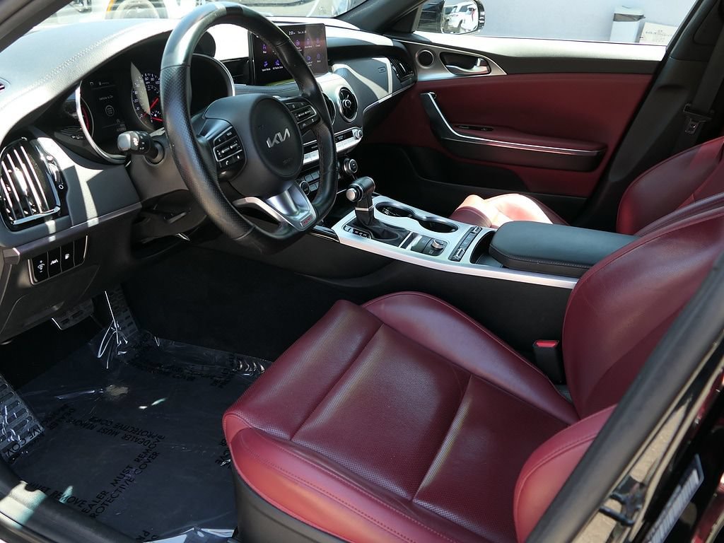 Used 2022 Kia Stinger GT1 w/ Red Interior Color Package RWD image 10