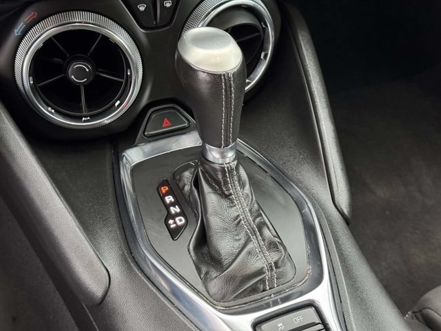 Used 2022 Chevrolet Camaro LT RWD image 36
