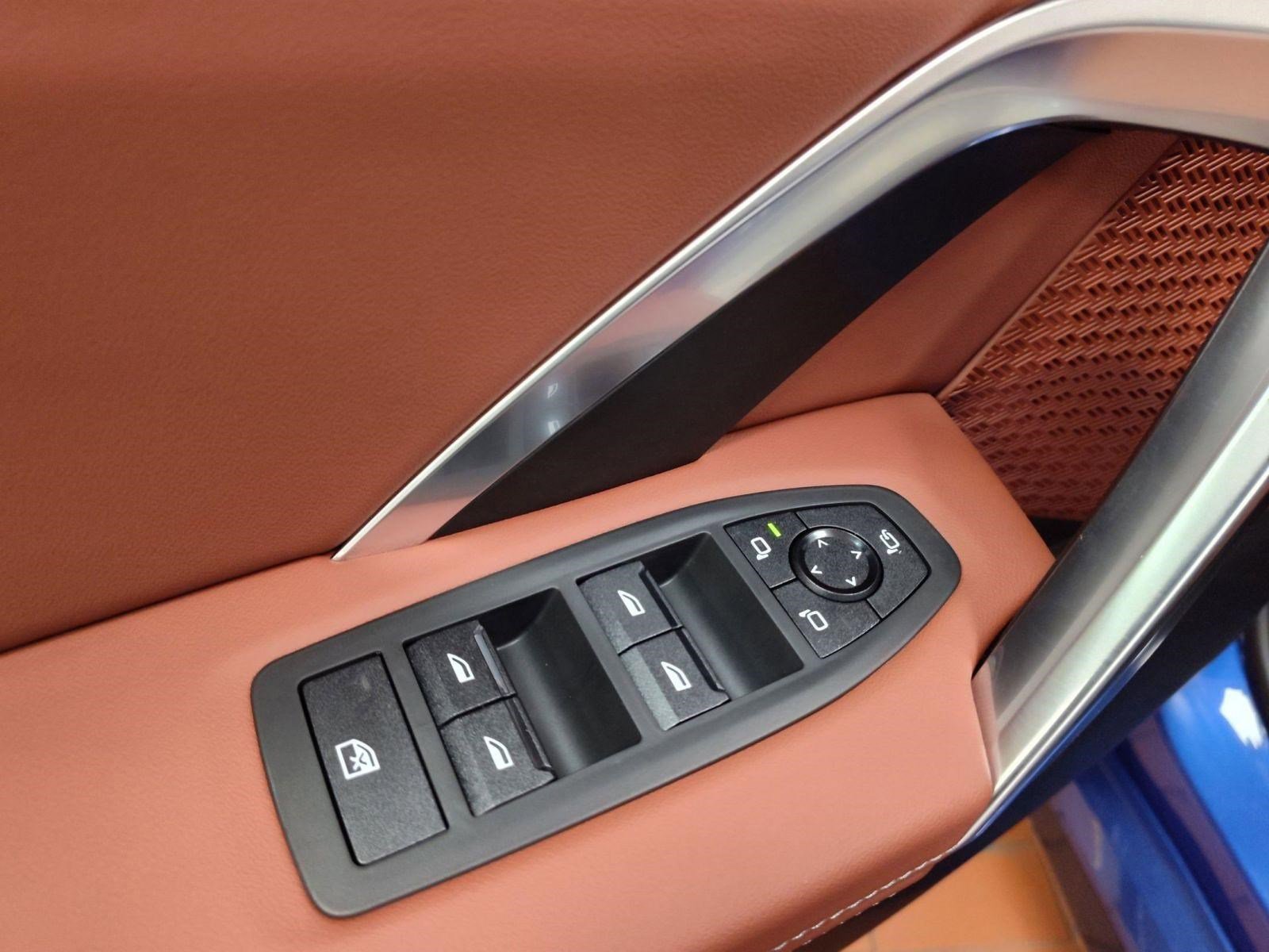 Used 2026 BMW X1 xDrive28i image 13