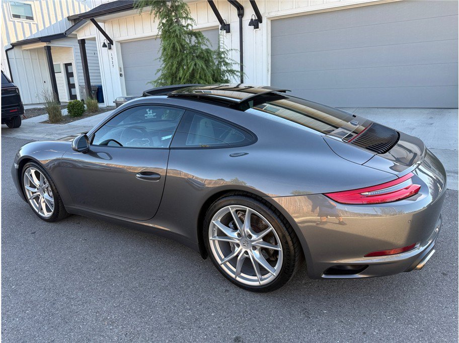 Used 2017 Porsche 911 Carrera RWD image 47