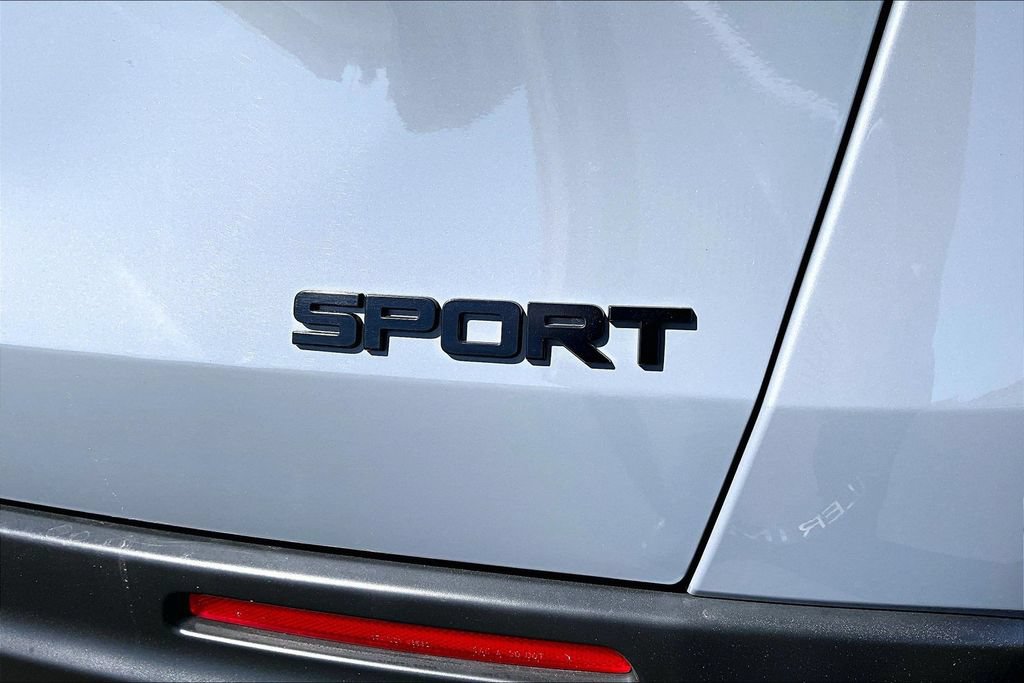Used 2025 Honda HR-V Sport image 28
