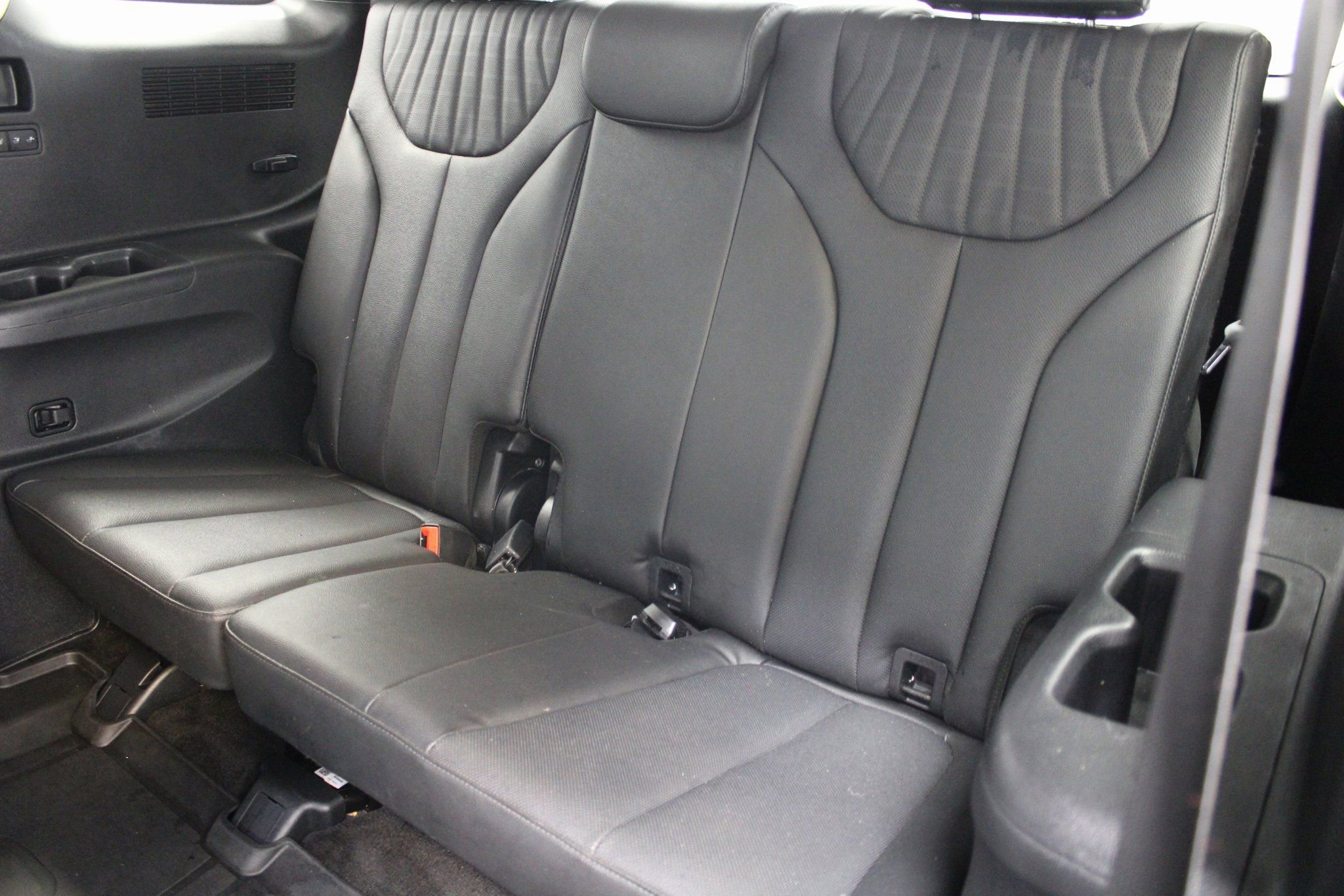 Used 2023 Hyundai Palisade Limited w/ Cargo Package image 21