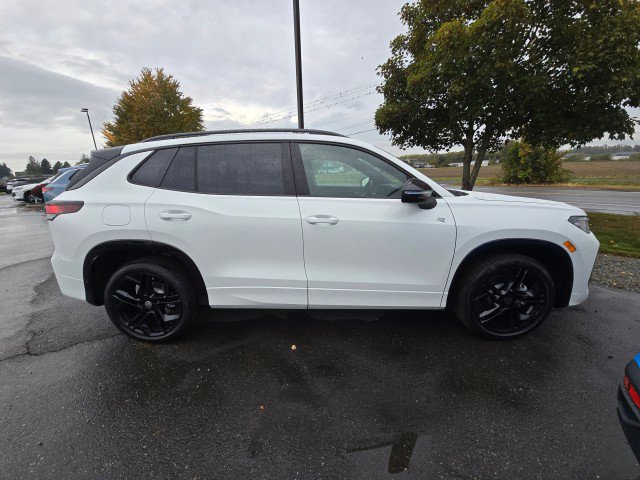 New 2025 Volkswagen Tiguan SE R-Line image 3