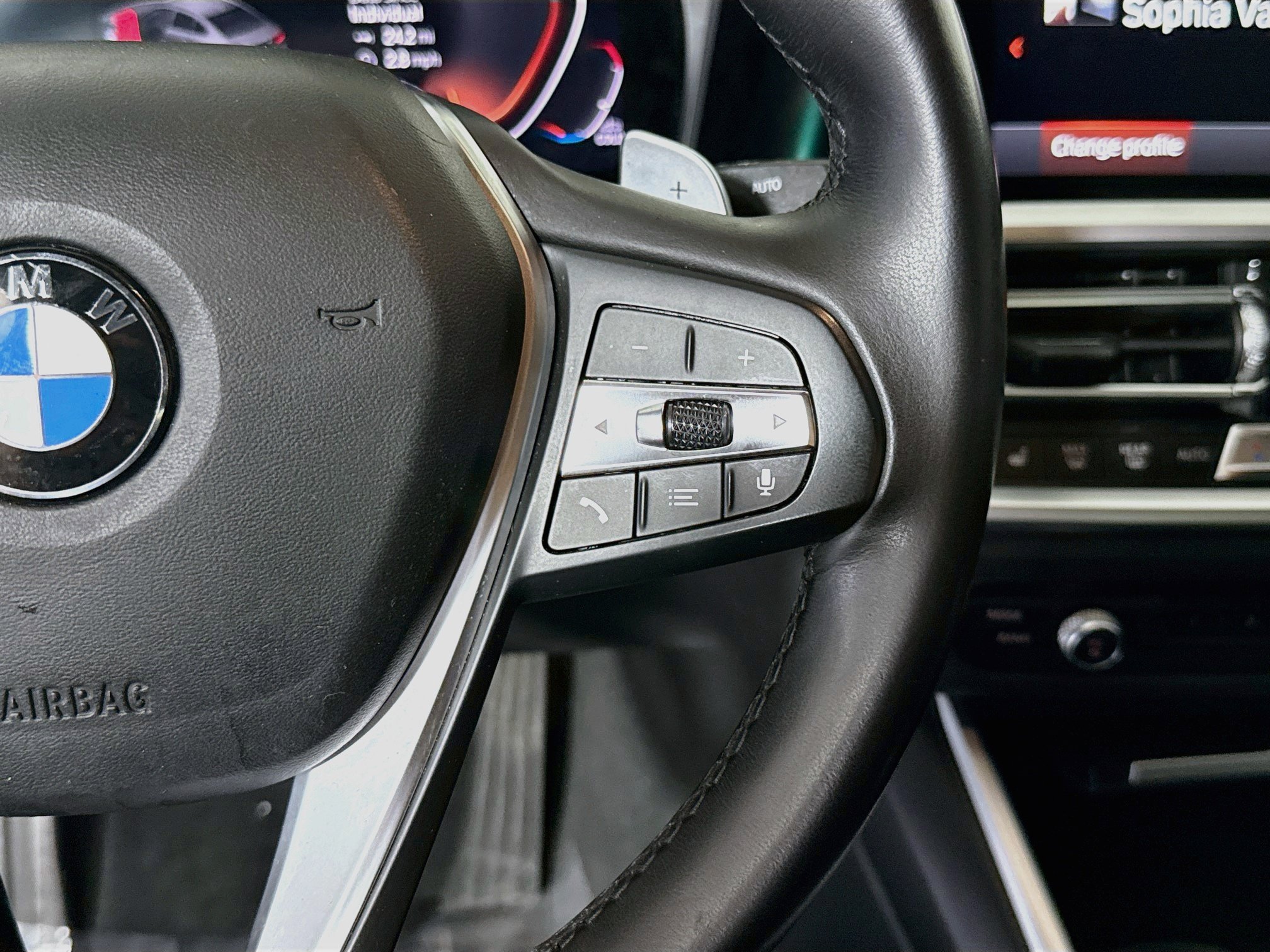 Used 2020 BMW 330i Sedan w/ Convenience Package RWD image 15