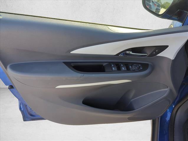 Used 2020 Chevrolet Bolt Premier FWD image 10