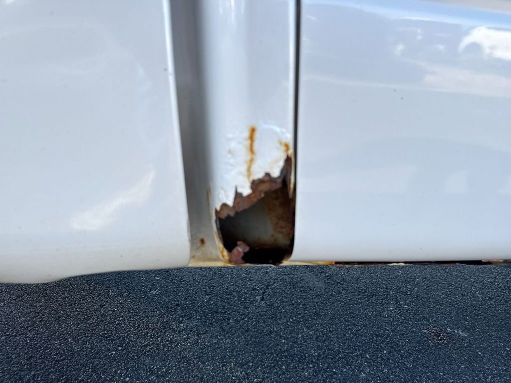 Used 2011 Ford F150 Lariat Limited image 32