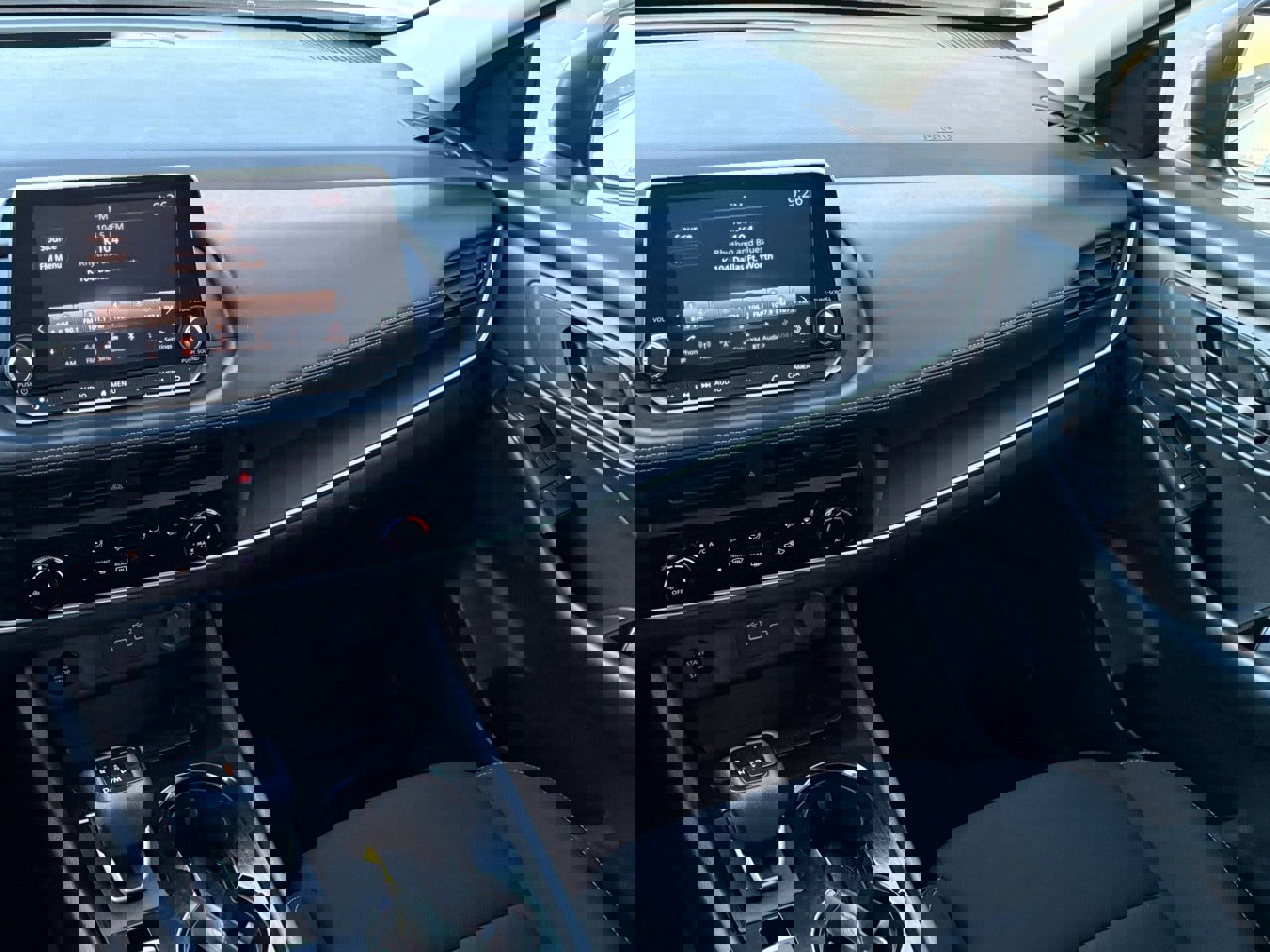 Certified 2025 Nissan Rogue S image 13