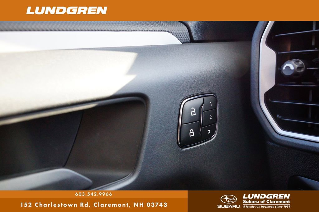 Used 2023 Ford Bronco Sport Outer Banks w/ Tech Package AWD/4WD image 14