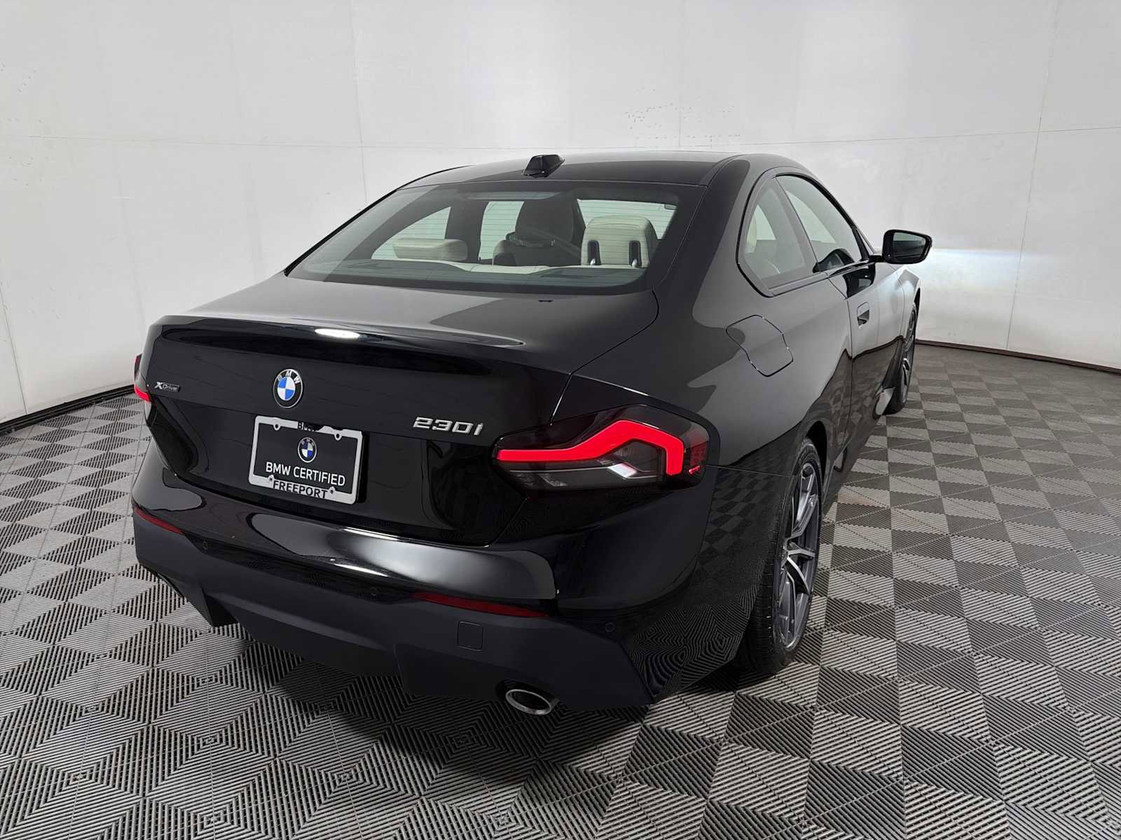 Certified 2023 BMW 230i xDrive 230i xDrive w/ Premium Package image 6