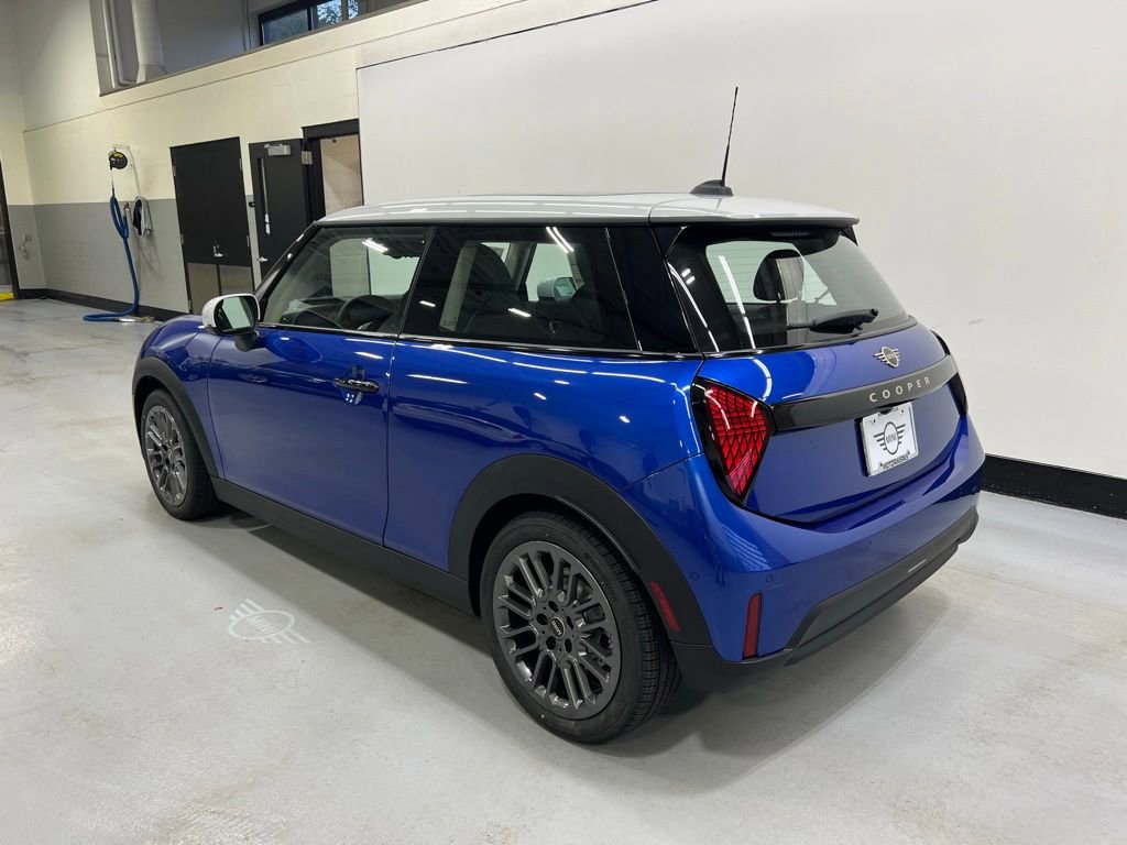 Certified 2025 MINI Cooper 2-Door Hardtop image 3