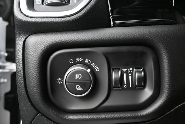 New 2026 RAM 1500 Laramie w/ Night Edition AWD/4WD image 19