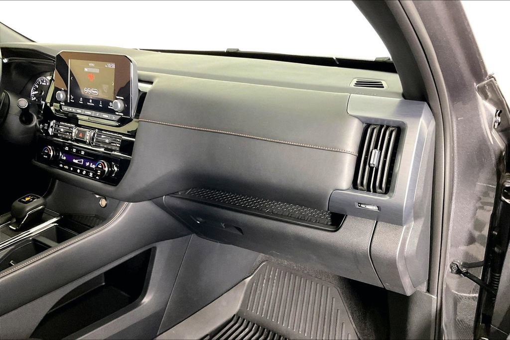 Used 2025 Nissan Pathfinder Rock Creek image 22