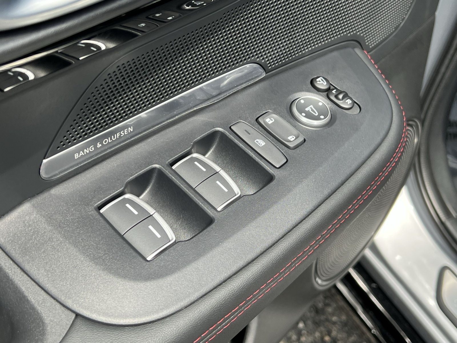 Certified 2025 Acura ADX A-Spec AWD/4WD image 12