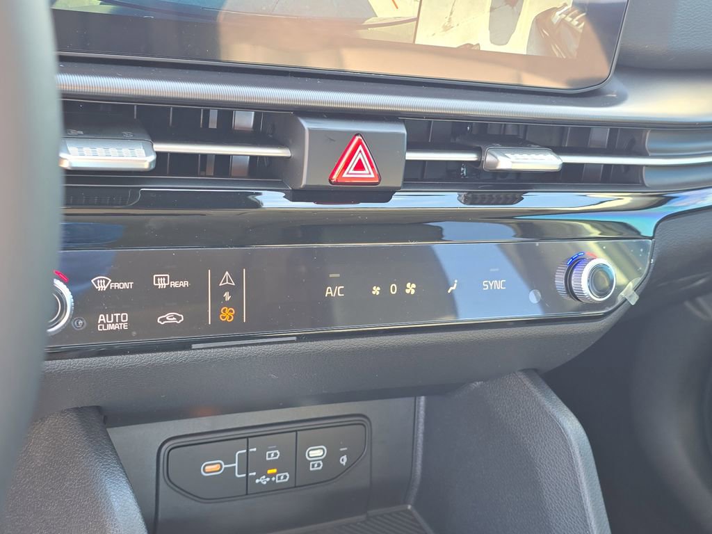New 2026 Kia Sportage SX image 26