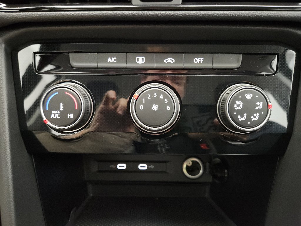 New 2026 Volkswagen Taos S image 20