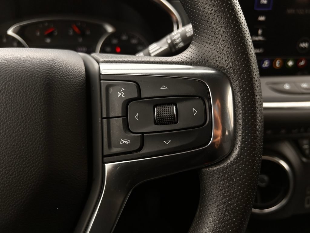 Used 2025 Chevrolet Blazer LT AWD/4WD image 15