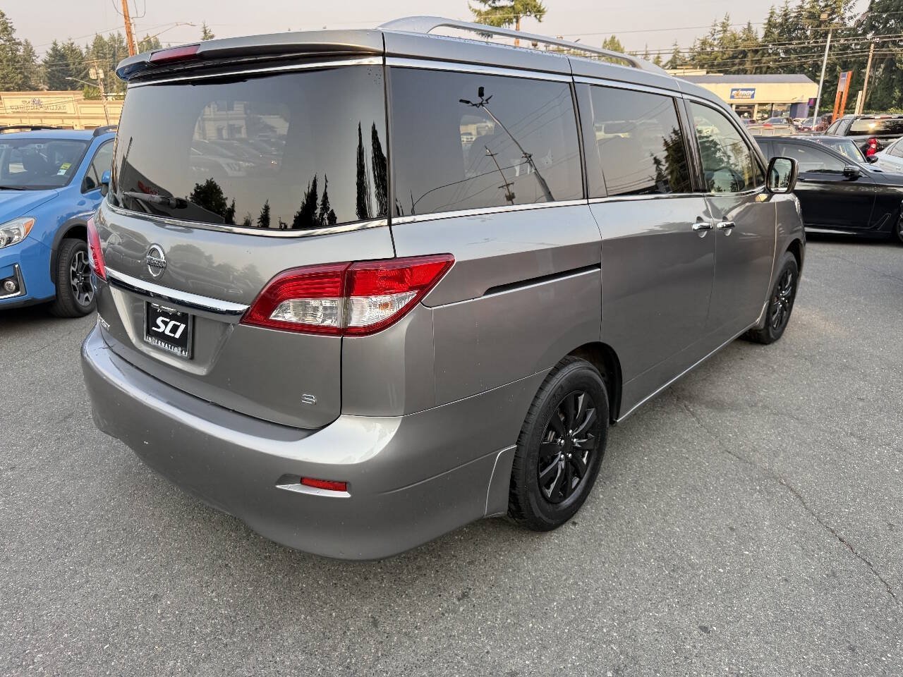 Used 2012 Nissan Quest S FWD image 6