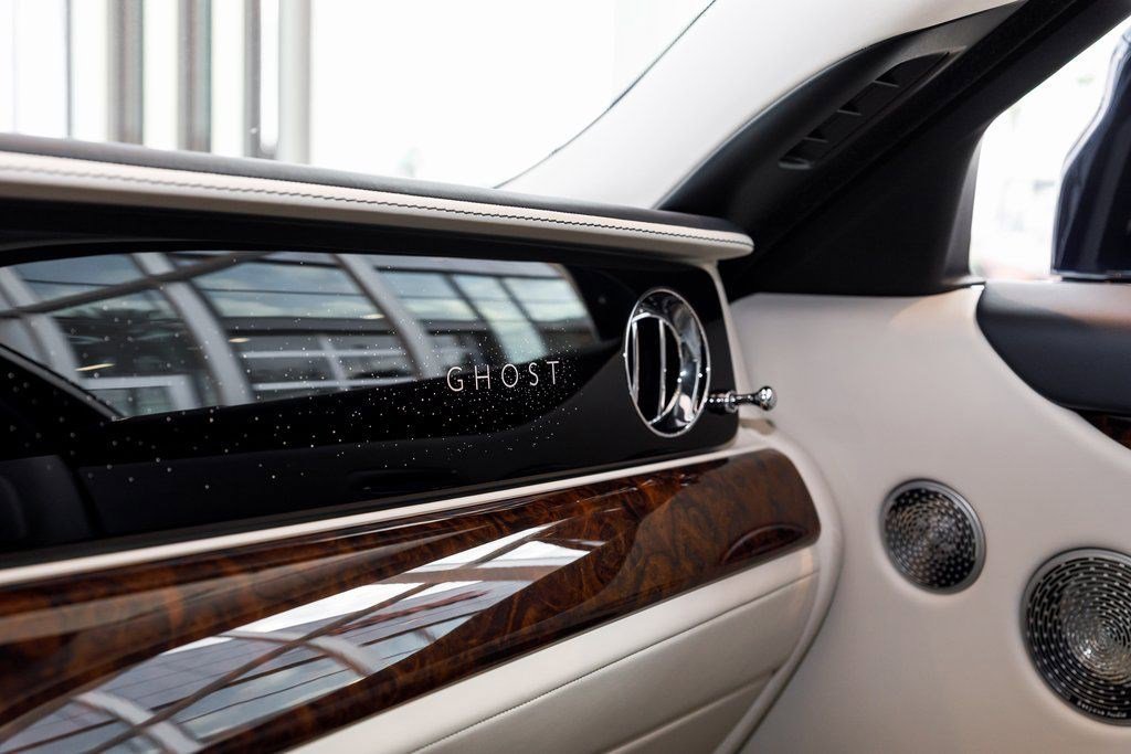 Used 2021 Rolls-Royce Ghost image 21