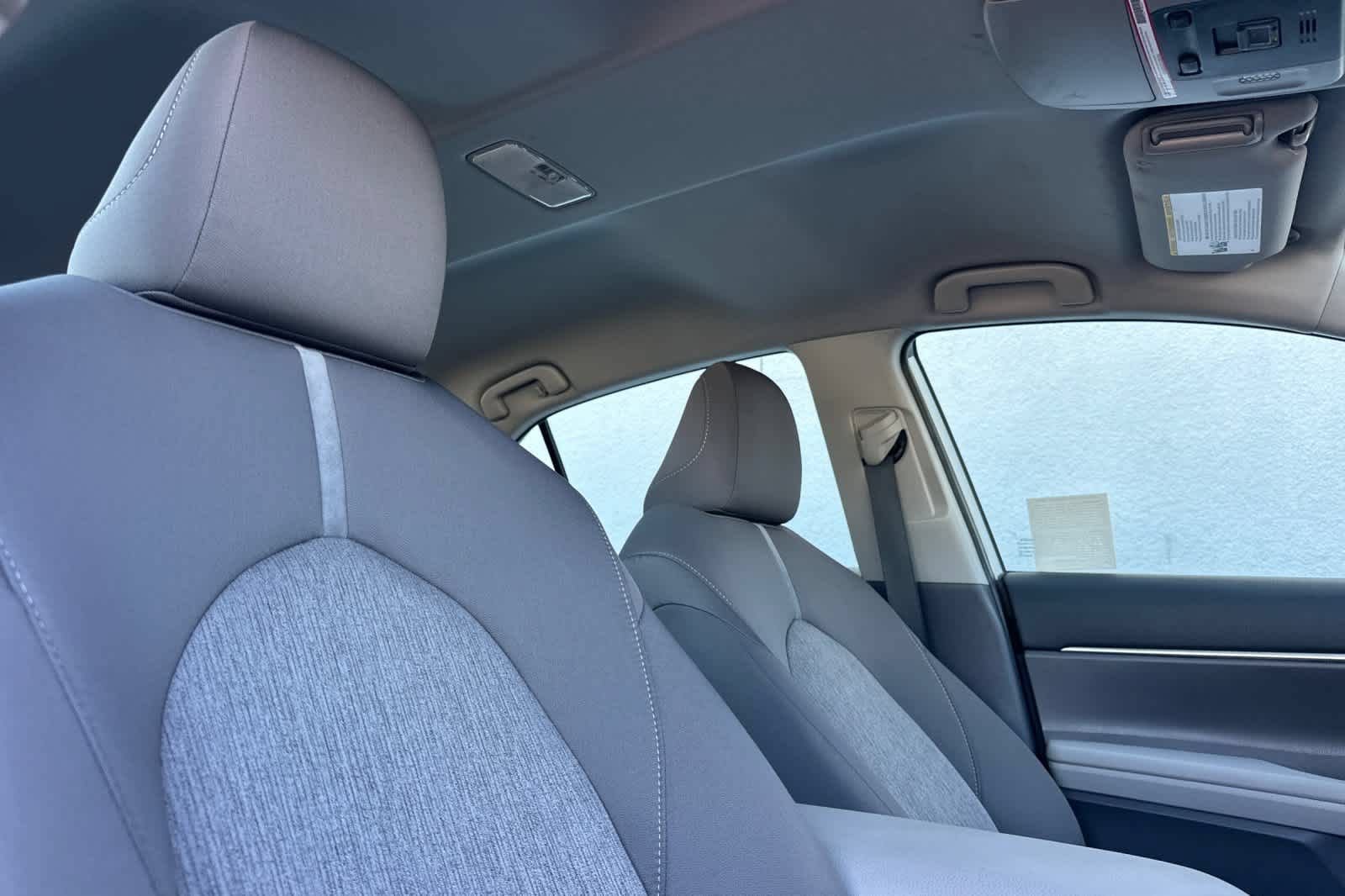 Used 2023 Toyota Camry LE FWD image 17