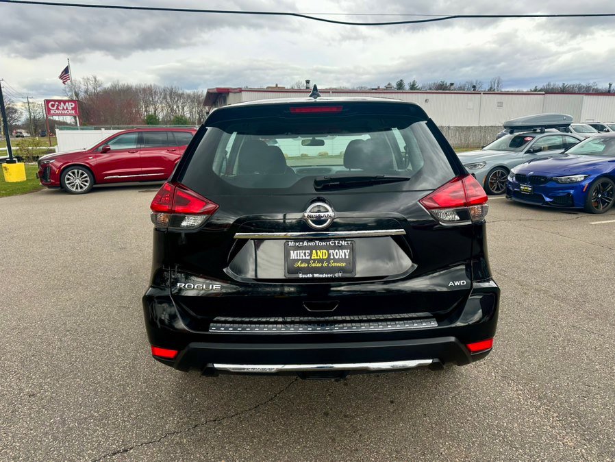 Used 2018 Nissan Rogue S image 7