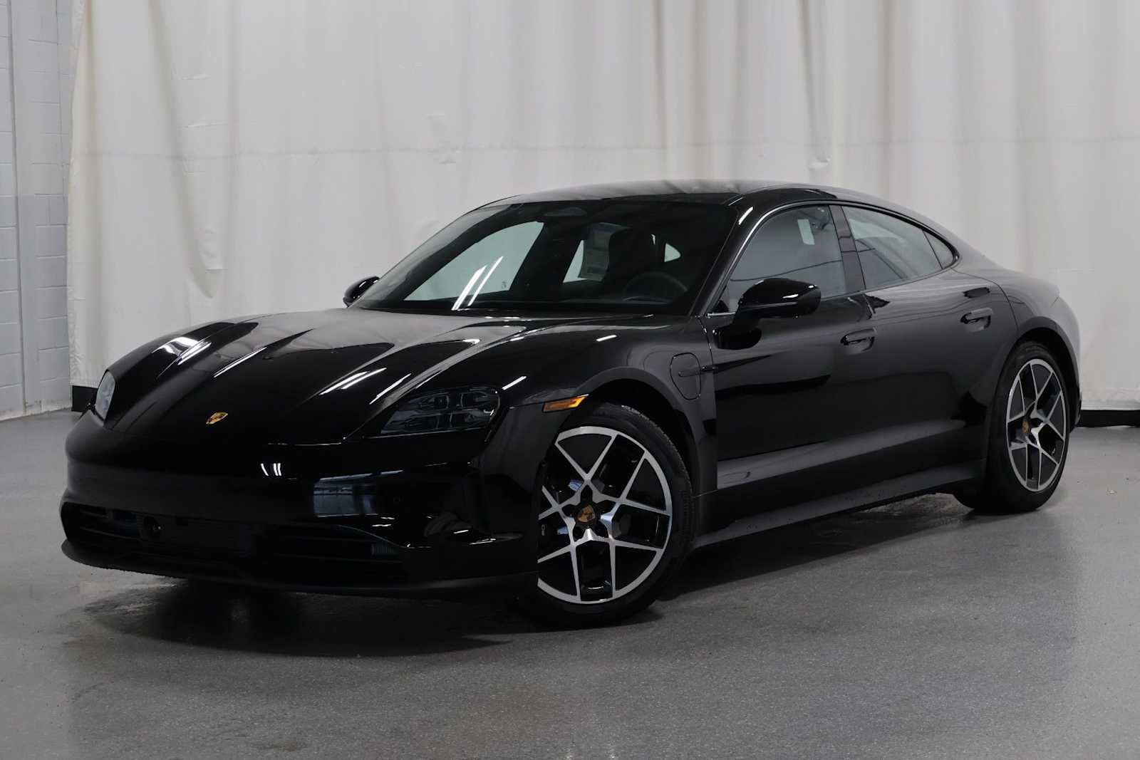 New 2026 Porsche Taycan AWD/4WD image 1