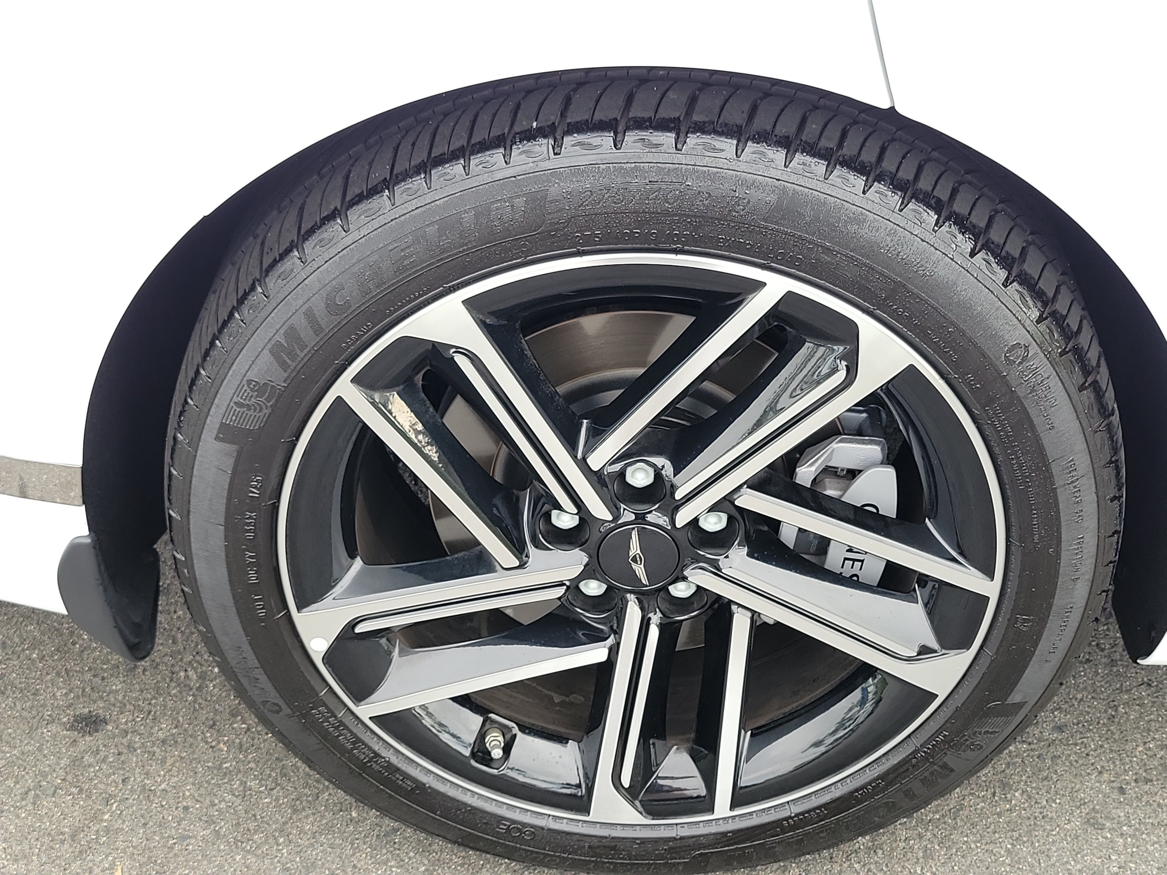 Certified 2026 Genesis G80 2.5T Advanced AWD/4WD image 24