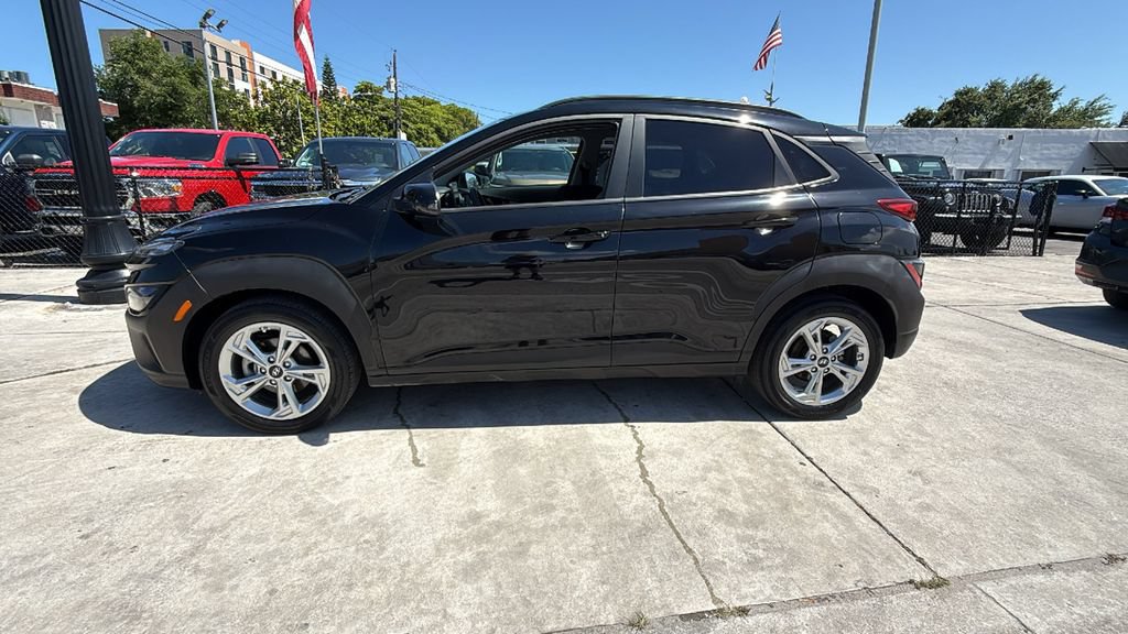Used 2023 Hyundai Kona SEL FWD image 11
