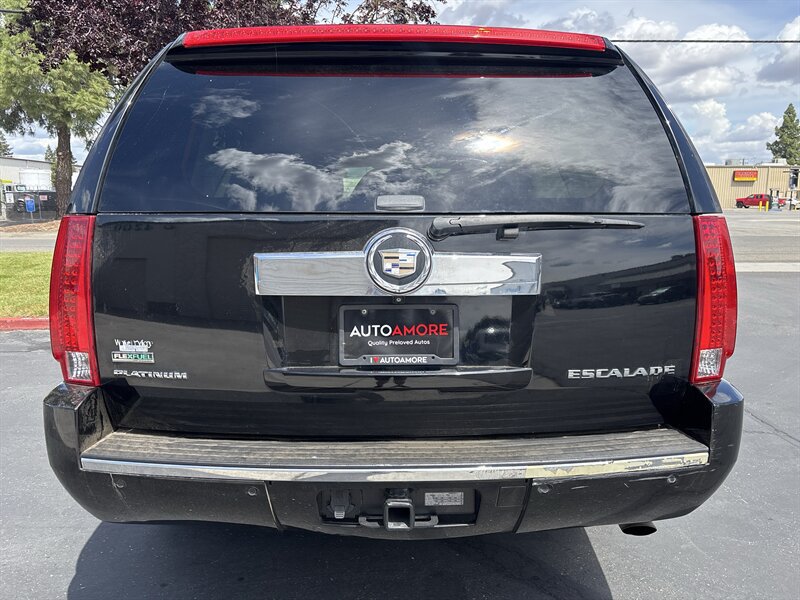 Used 2011 Cadillac Escalade ESV Platinum AWD/4WD image 8