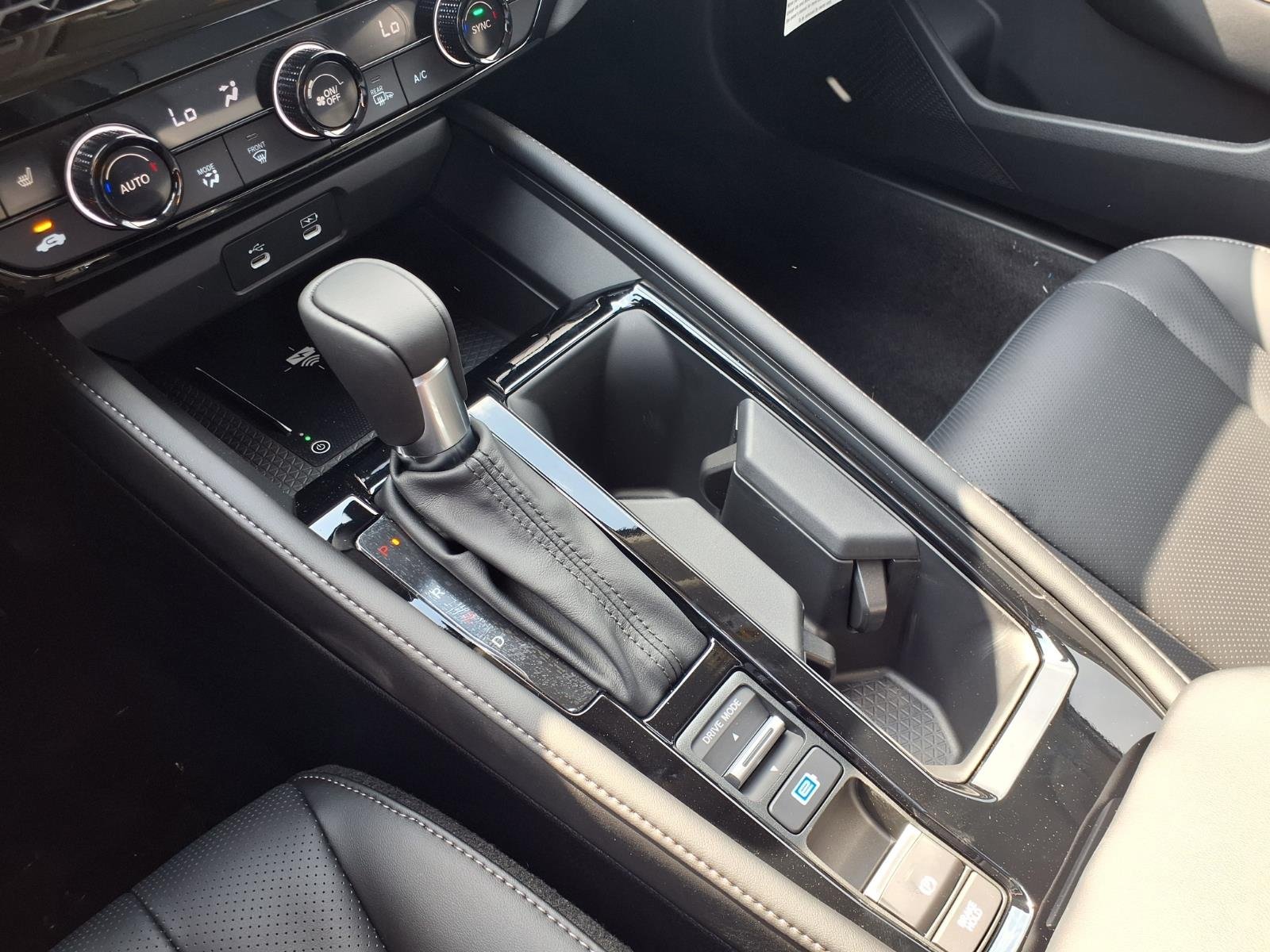 New 2026 Honda Accord Touring image 7