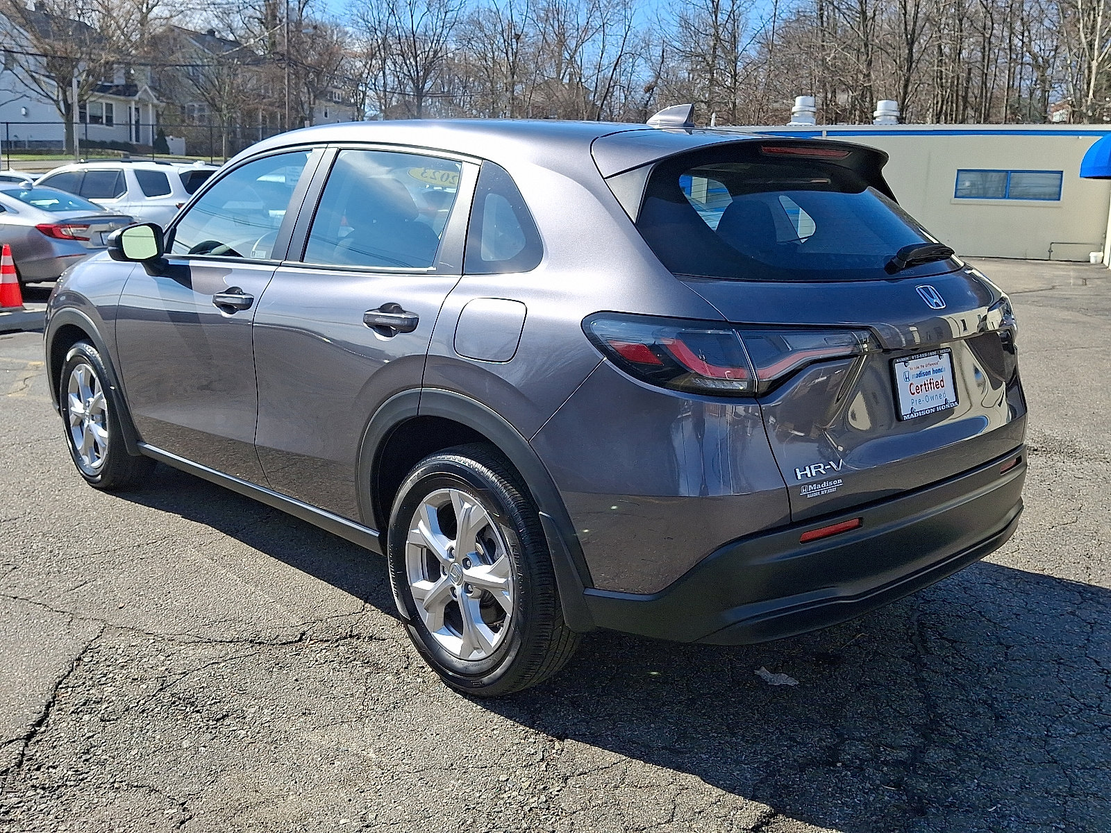 Certified 2023 Honda HR-V LX image 9