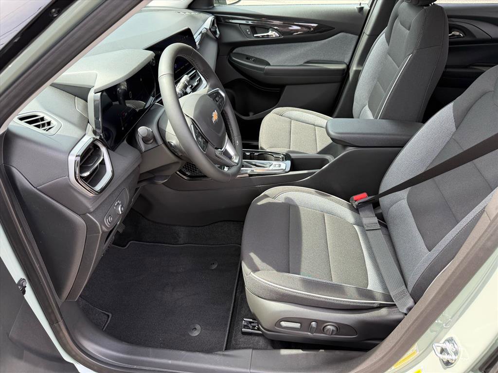 New 2026 Chevrolet TrailBlazer LT w/ Convenience Package FWD image 5
