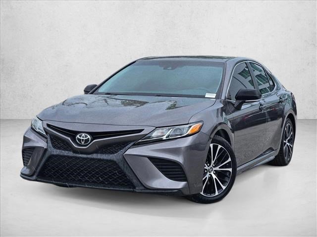Used 2018 Toyota Camry SE w/ Convenience Package