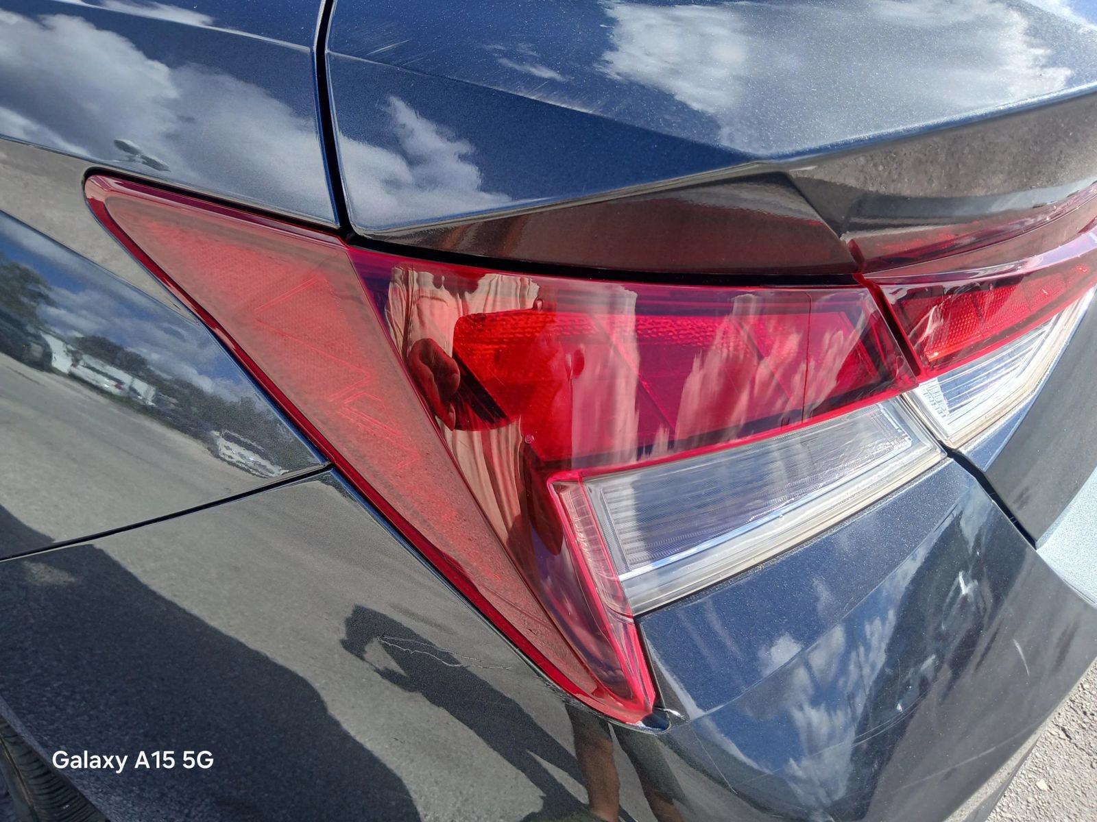 Used 2023 Hyundai Elantra SEL FWD image 24